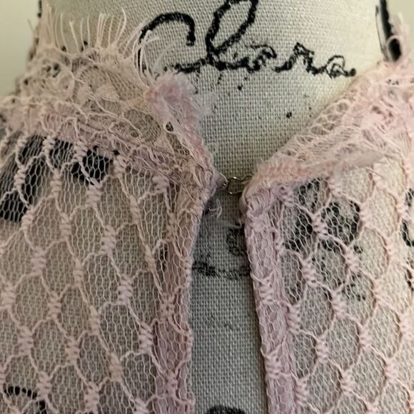 Express Pink Lace Tiered Style Dress Feminine Contemporary Boho Cottage Core - Picture 12 of 16